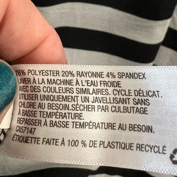 Striped Liz Lange for Target Maternity Dress - Picture 9 of 10